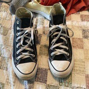Black converse